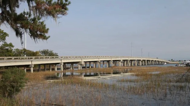 side view of bridge